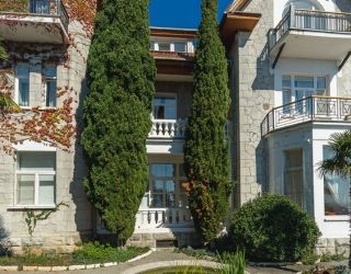 *Санаторий "Понизовка" г. Ялта