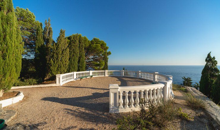 *Санаторий "Понизовка" г. Ялта